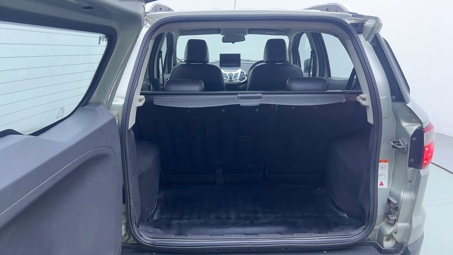 Used 2014 Ford EcoSport Titanium 1.5 TDCi (Opt) Diesel Manual interior DICKY INSIDE VIEW