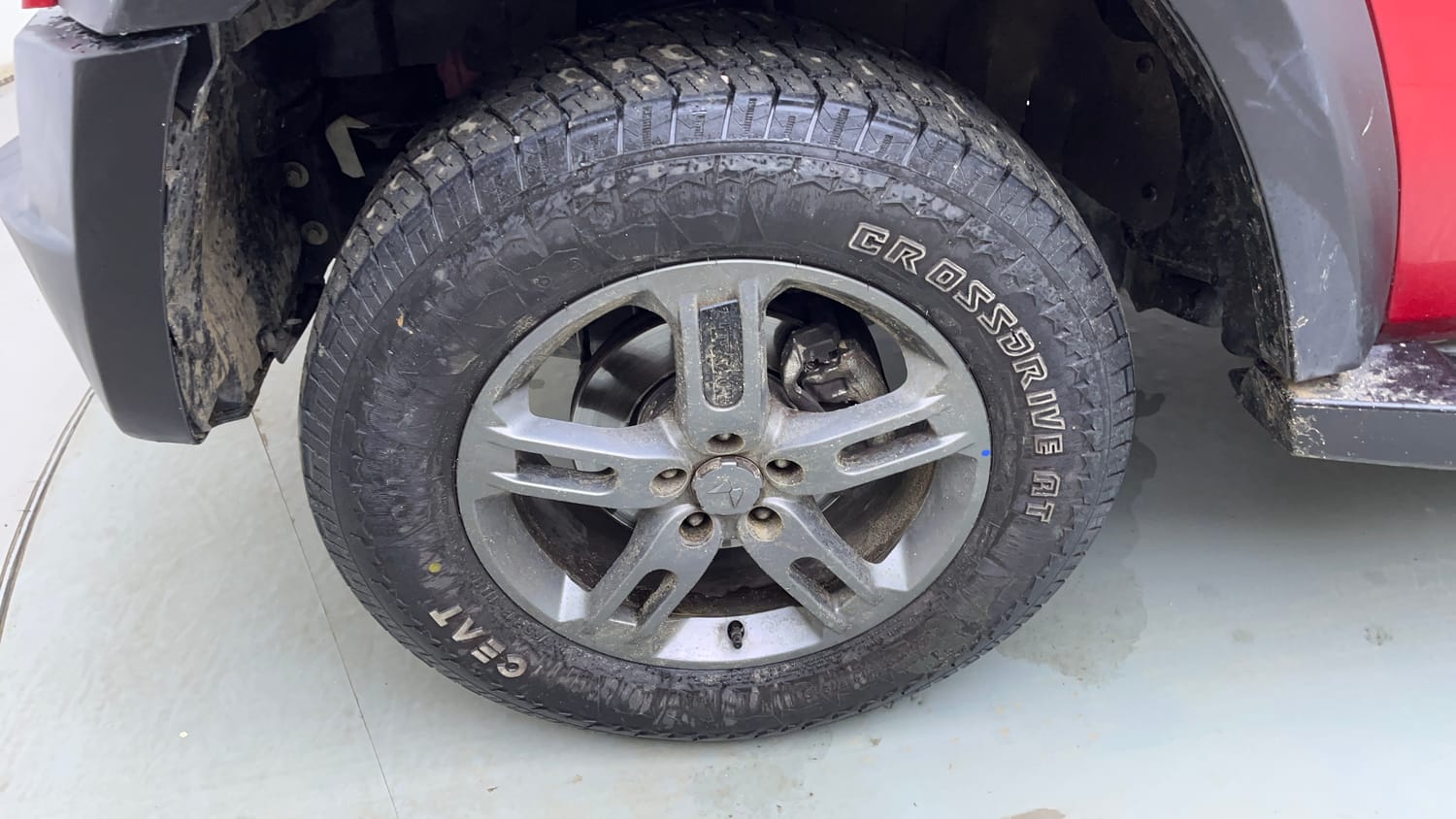 Used 2024 Mahindra Thar LX Hard Top Diesel AT 4WD Diesel Automatic tyres LEFT FRONT TYRE RIM VIEW