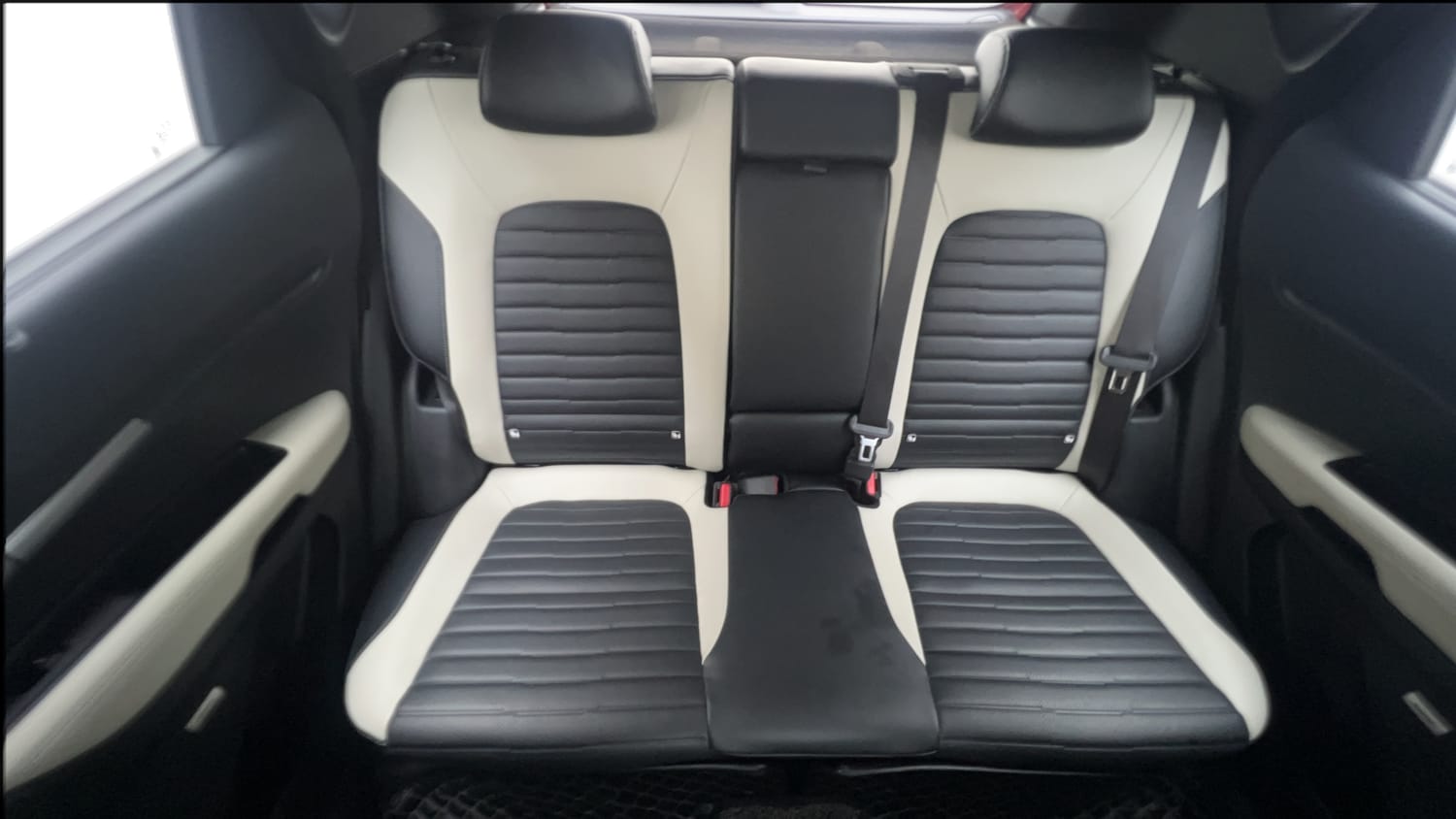 Used 2024 Kia Sonet GTX Plus 1.0 Turbo Petrol DCT Dual Tone Petrol Automatic interior REAR SEAT CONDITION VIEW