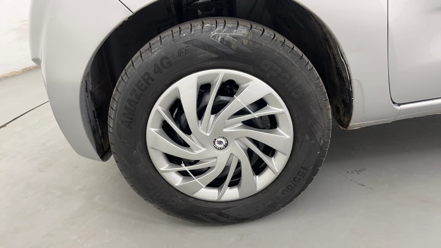Used 2018 Datsun Redi-GO S Petrol Manual tyres LEFT FRONT TYRE RIM VIEW