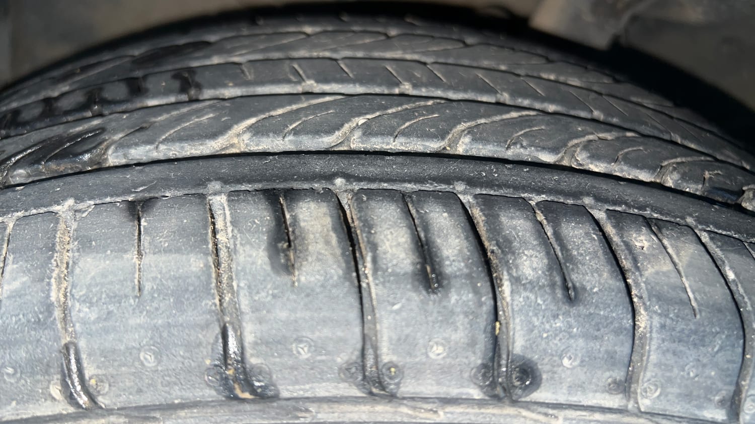 Used 2023 Honda WR-V SV MT Petrol Petrol Manual tyres LEFT FRONT TYRE TREAD VIEW