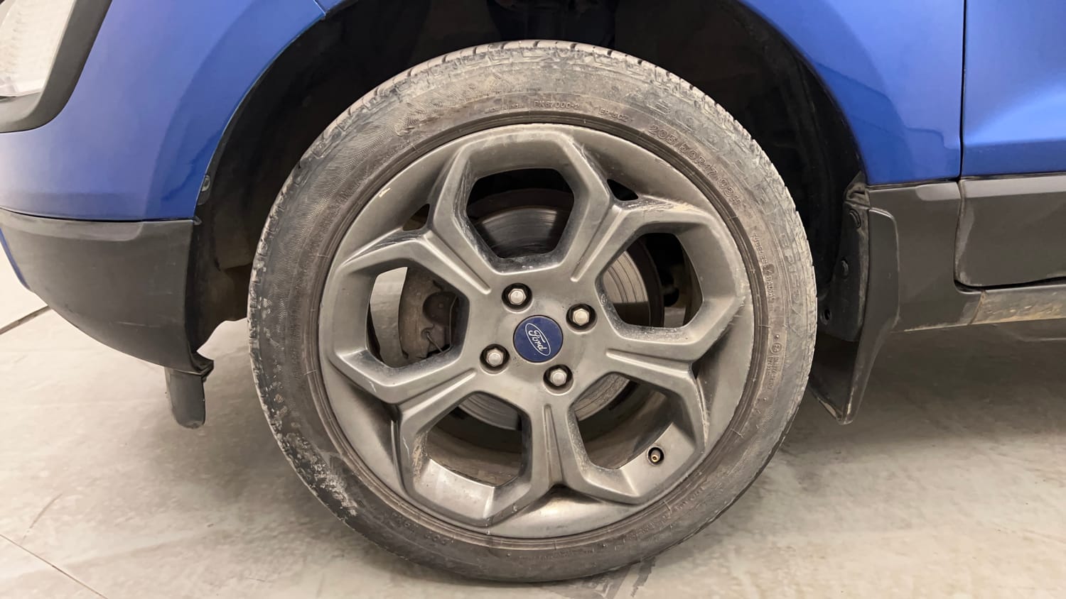 Used 2018 Ford EcoSport S Petrol Petrol Manual tyres LEFT FRONT TYRE RIM VIEW