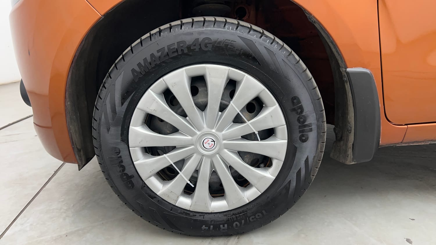 Used 2019 Maruti Suzuki Wagon R VXi 1.2 Petrol Manual tyres LEFT FRONT TYRE RIM VIEW