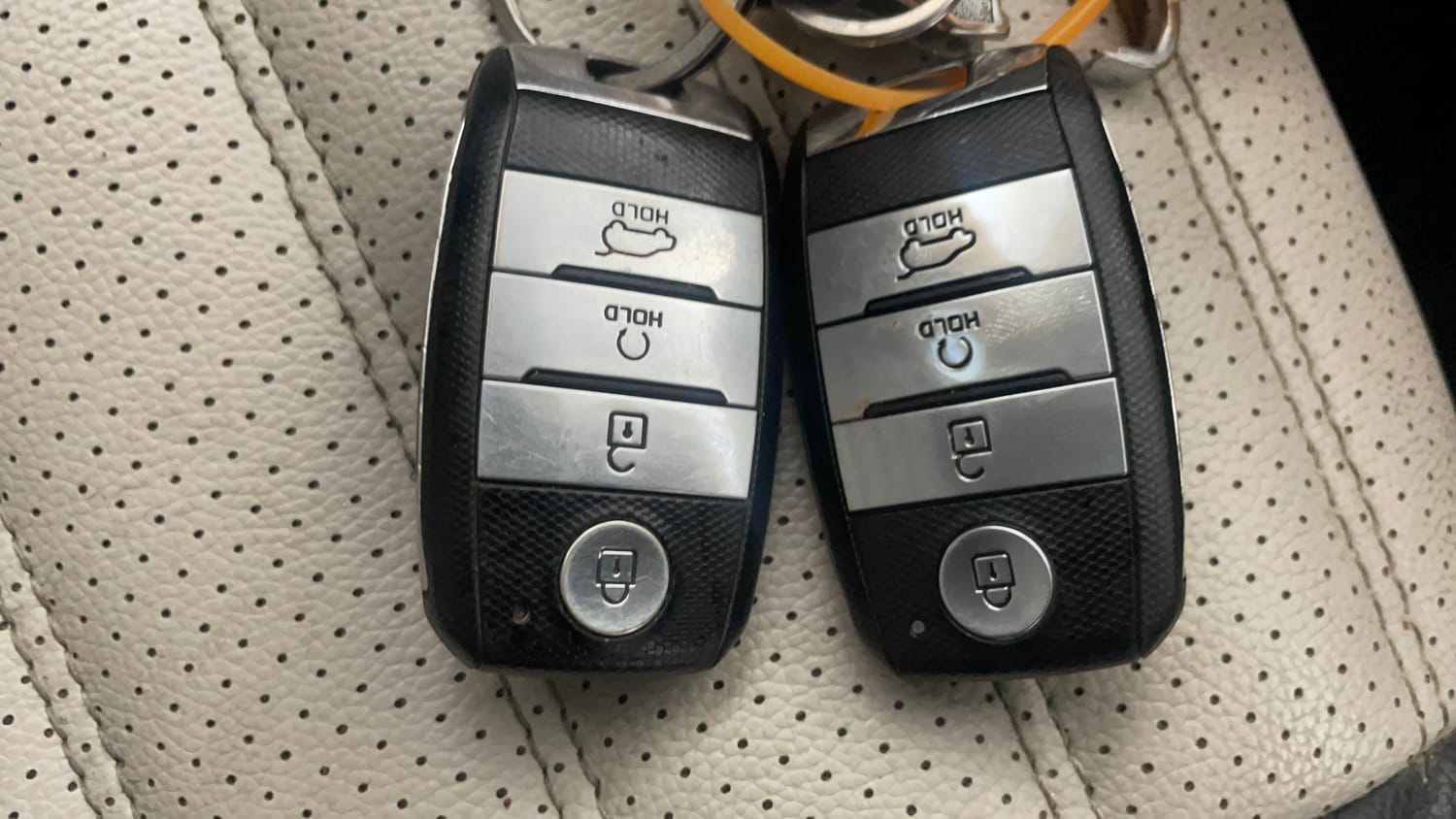 Used 2023 Kia Sonet HTX 1.0 iMT Petrol Manual extra CAR KEY VIEW