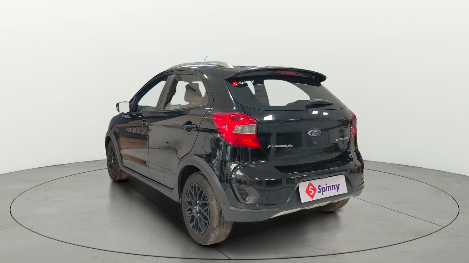 Used 2018 Ford Freestyle Titanium 1.2 Ti-VCT Petrol Manual exterior LEFT REAR CORNER VIEW