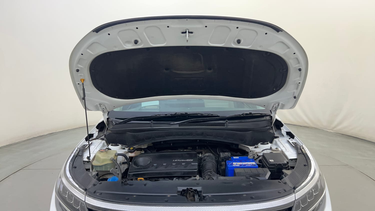 Used 2020 kia Seltos GTX Plus DCT 1.4 Petrol Automatic engine ENGINE & BONNET OPEN FRONT VIEW