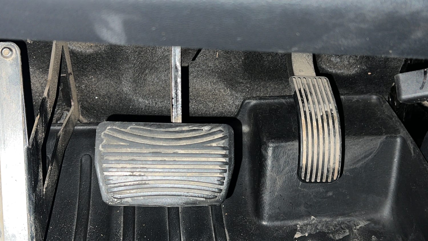 Used 2023 mahindra Thar LX Hard Top Petrol AT 4WD Petrol Automatic interior PEDALS VIEW