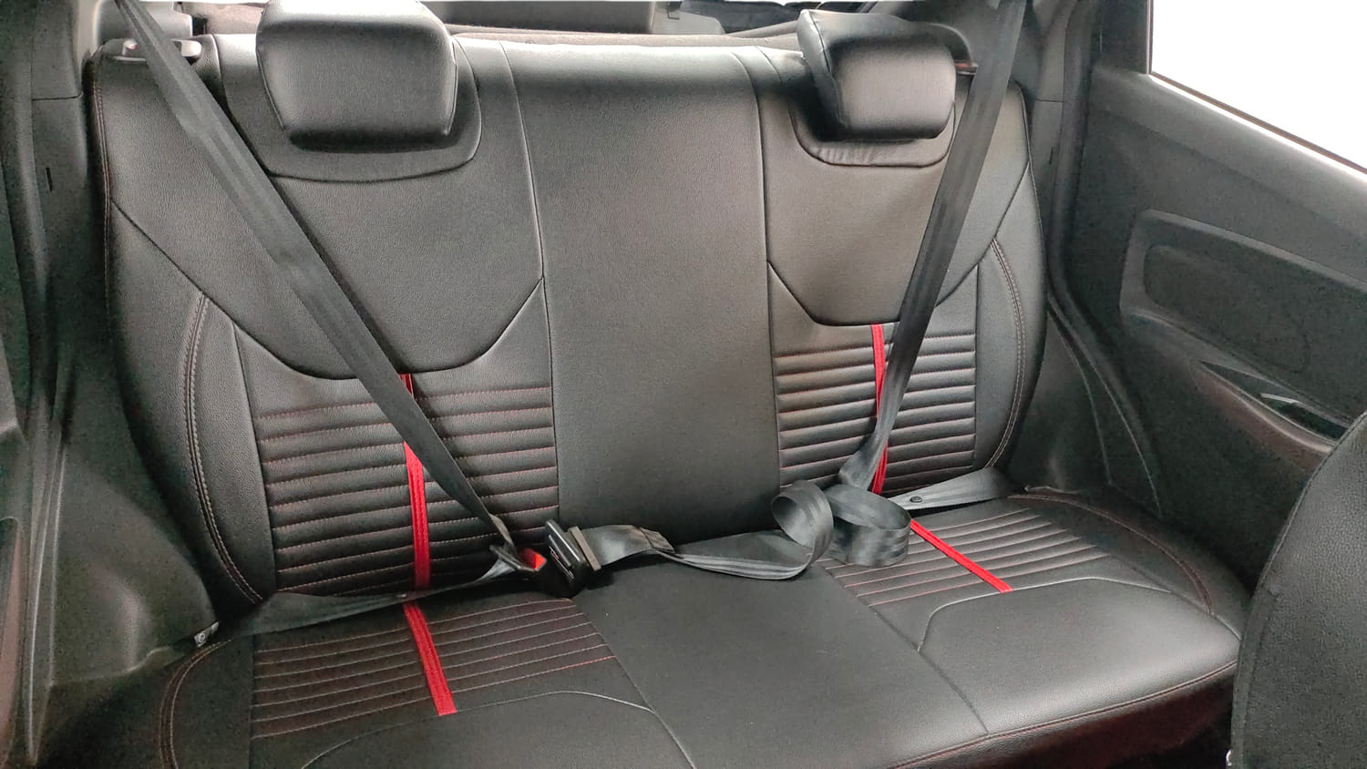 Used 2018 Ford Freestyle Titanium 1.2 Ti-VCT Petrol Manual interior REAR SEAT CONDITION VIEW