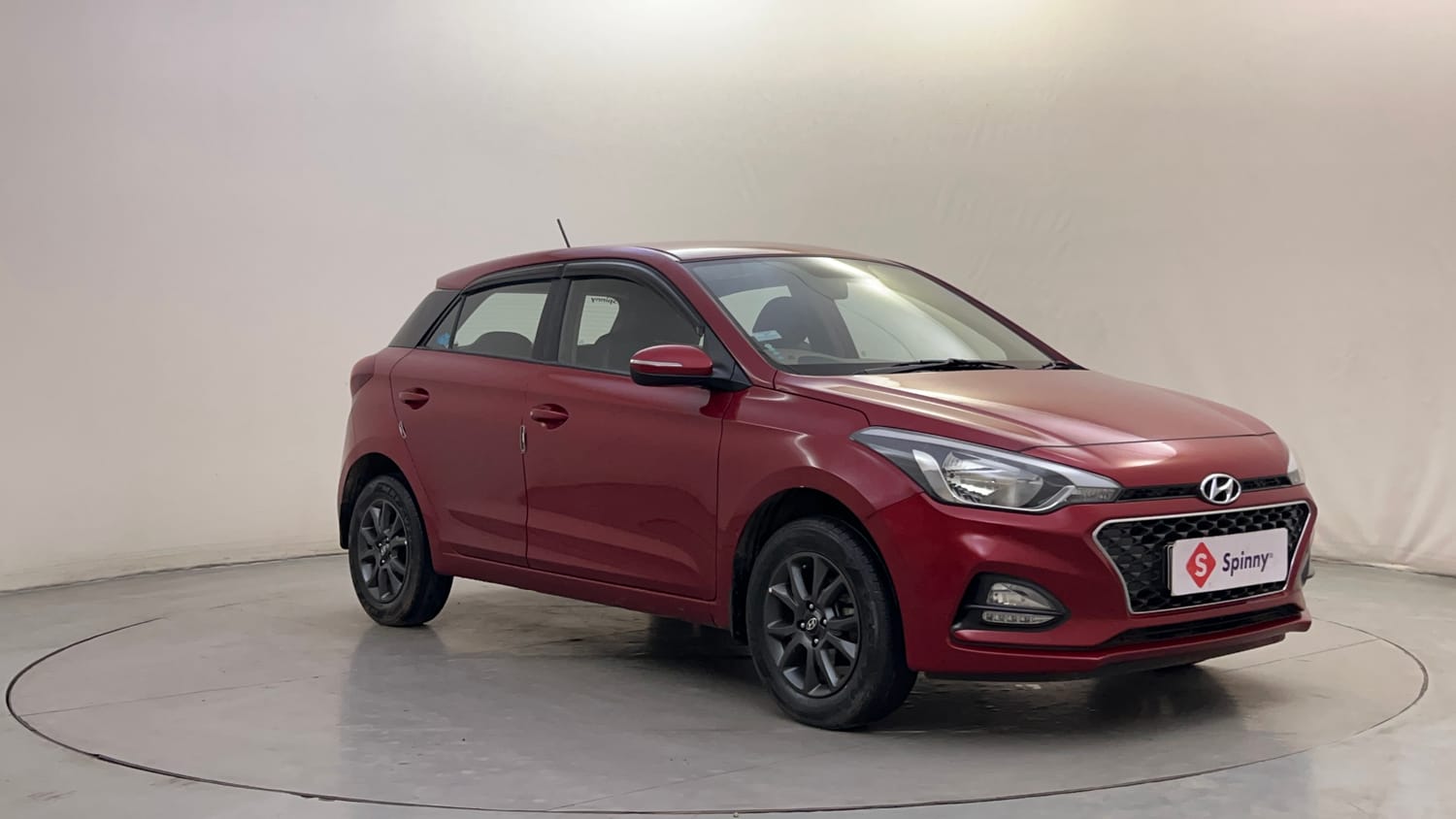 Used 2019 Hyundai Elite i20 Sportz Plus 1.2 Petrol Manual exterior RIGHT FRONT CORNER VIEW