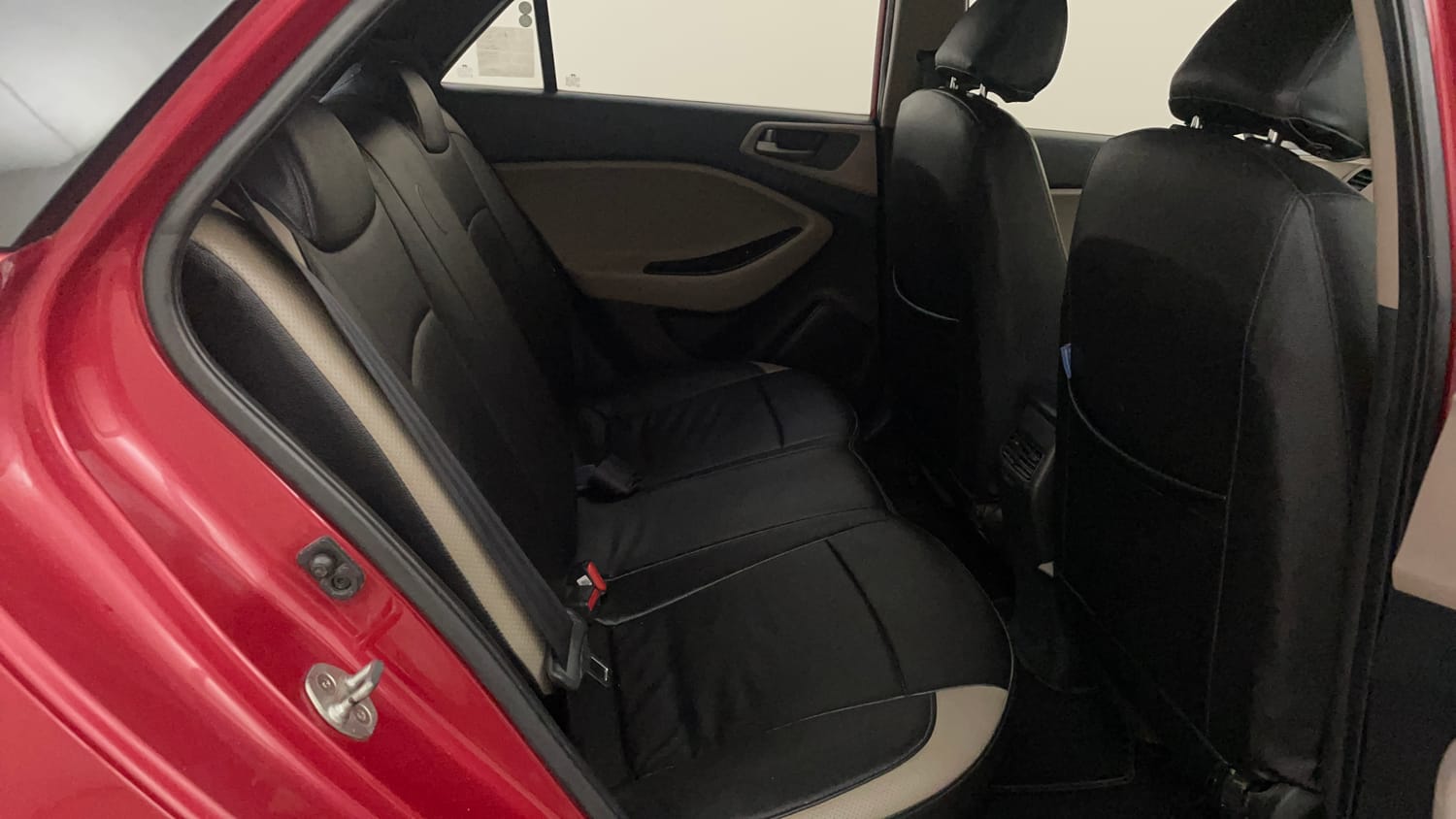 Used 2017 Hyundai Elite i20 Magna 1.2 Petrol Manual interior RIGHT SIDE REAR DOOR CABIN VIEW