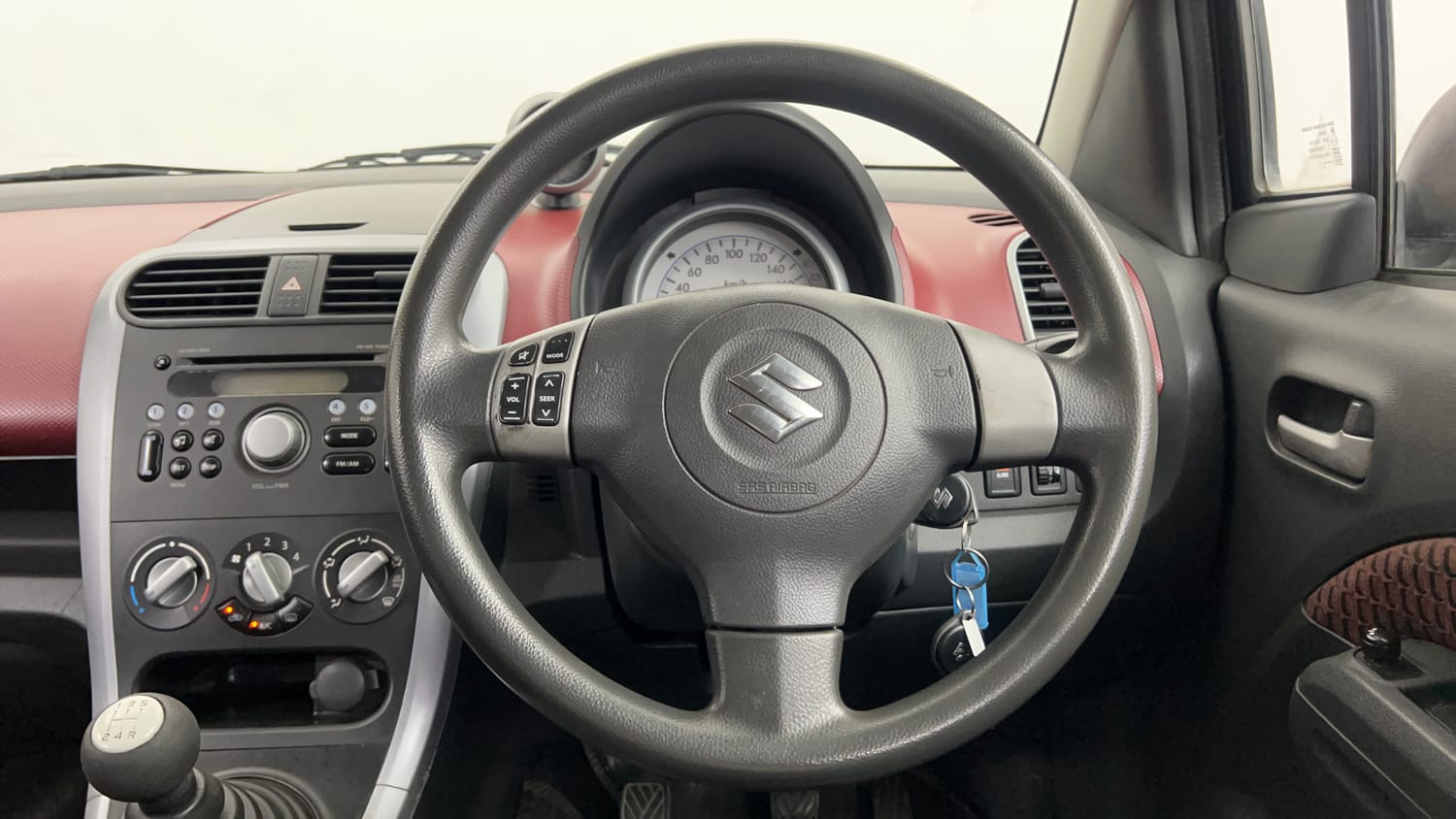 Used 2013 Maruti Suzuki Ritz Zxi BS-IV Petrol Manual interior STEERING VIEW