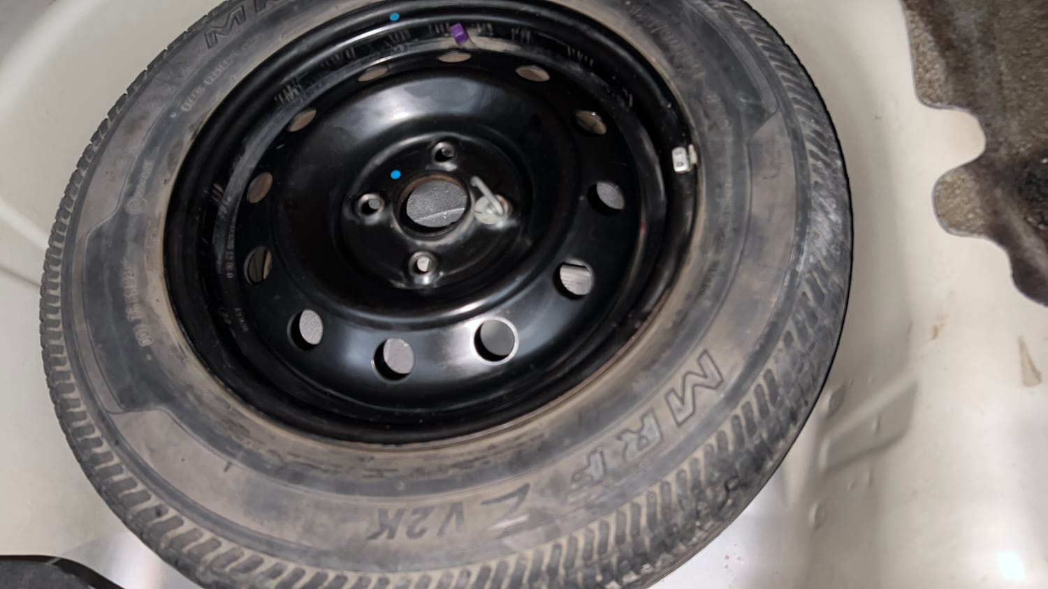 Used 2012 Maruti Suzuki Swift Dzire VXI Petrol Manual tyres SPARE TYRE VIEW