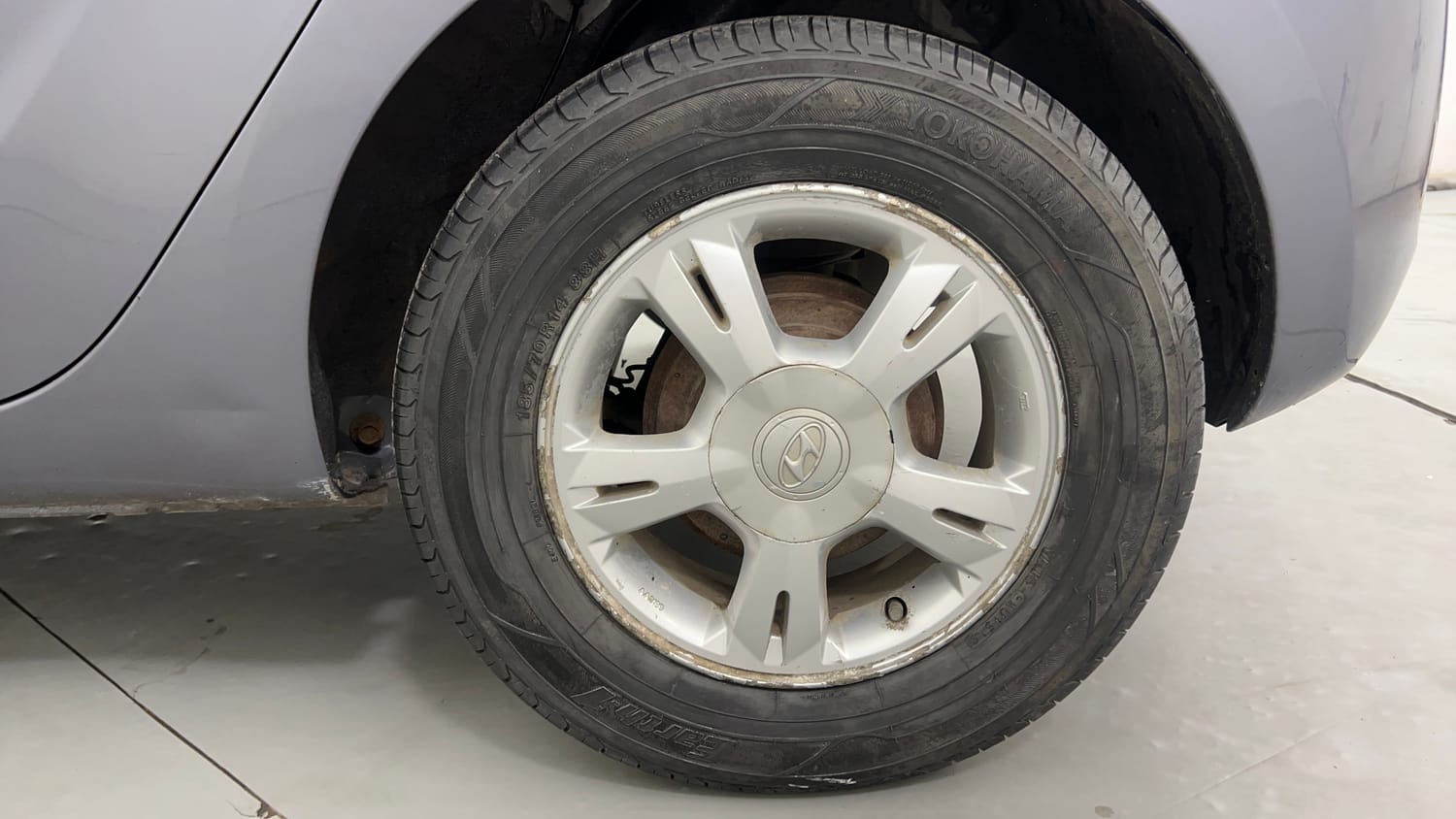 Used 2012 Hyundai i20 Asta 1.2 Petrol Manual tyres LEFT REAR TYRE RIM VIEW