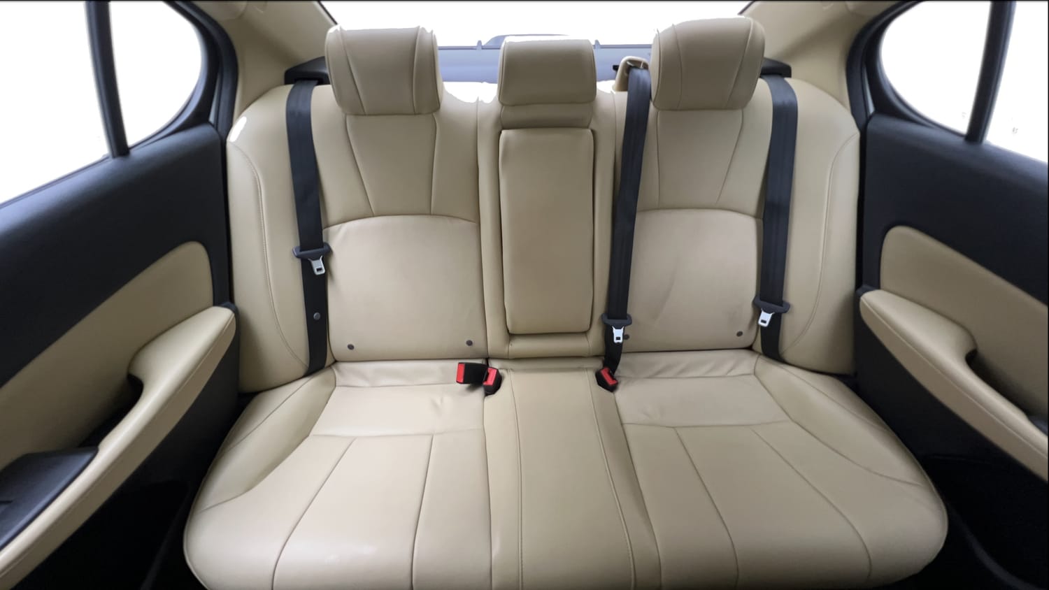 Used 2021 Honda City ZX Petrol Petrol Manual interior REAR SEAT CONDITION VIEW