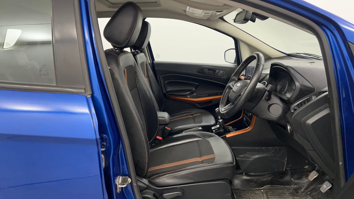 Used 2018 Ford EcoSport S Petrol Petrol Manual interior RIGHT SIDE FRONT DOOR CABIN VIEW