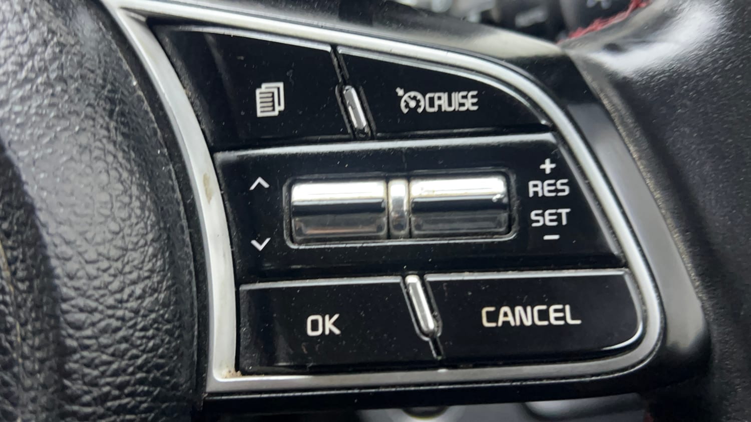 Used 2020 Kia Seltos GTK 1.4 Petrol Manual top_features Cruise control