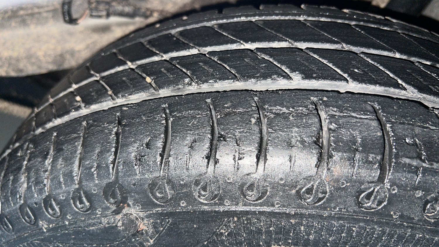 Used 2022 Tata Tiago XT Petrol Manual tyres LEFT REAR TYRE TREAD VIEW
