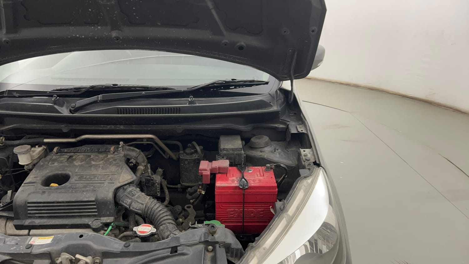 Used 2015 Maruti Suzuki Celerio ZXi Petrol Manual engine ENGINE LEFT SIDE HINGE & APRON VIEW