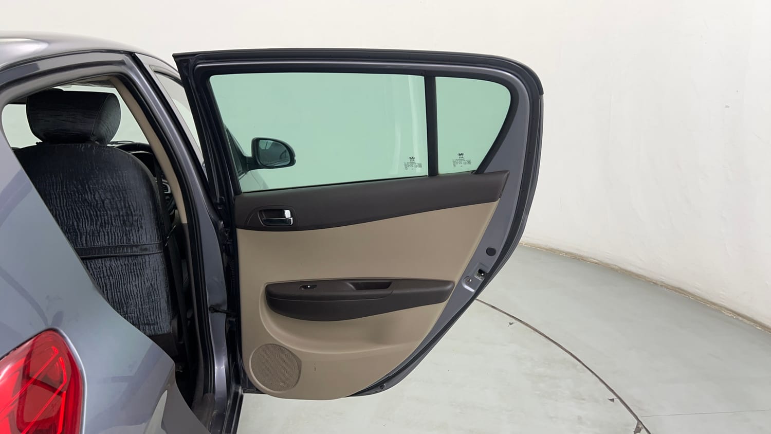 Used 2012 Hyundai i20 Asta 1.2 Petrol Manual interior RIGHT REAR DOOR OPEN VIEW