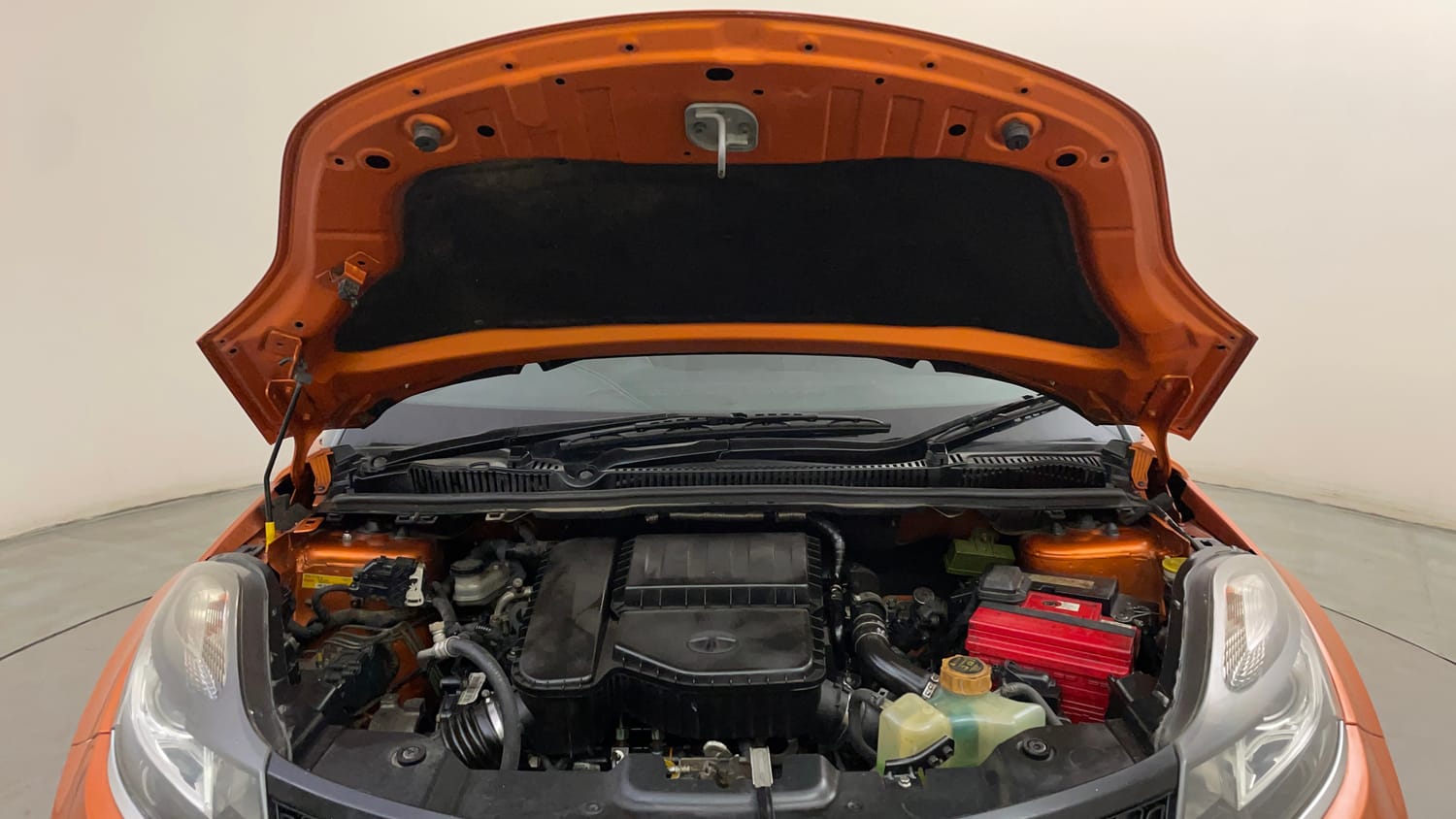 Used 2019 Tata Nexon XZA Plus Diesel Diesel Automatic engine ENGINE & BONNET OPEN FRONT VIEW