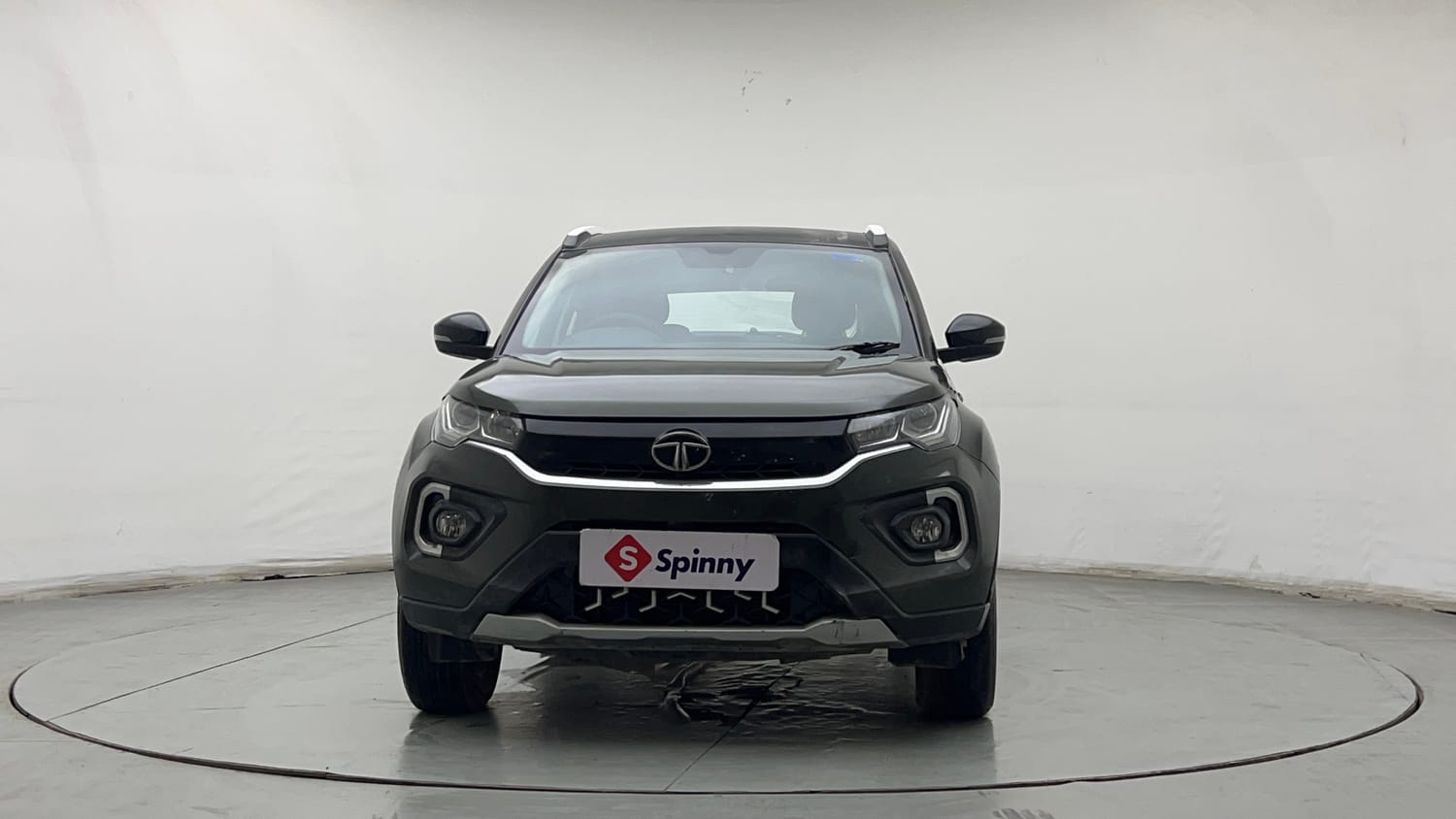 Used 2021 Tata Nexon XZ Plus Petrol Manual exterior FRONT VIEW