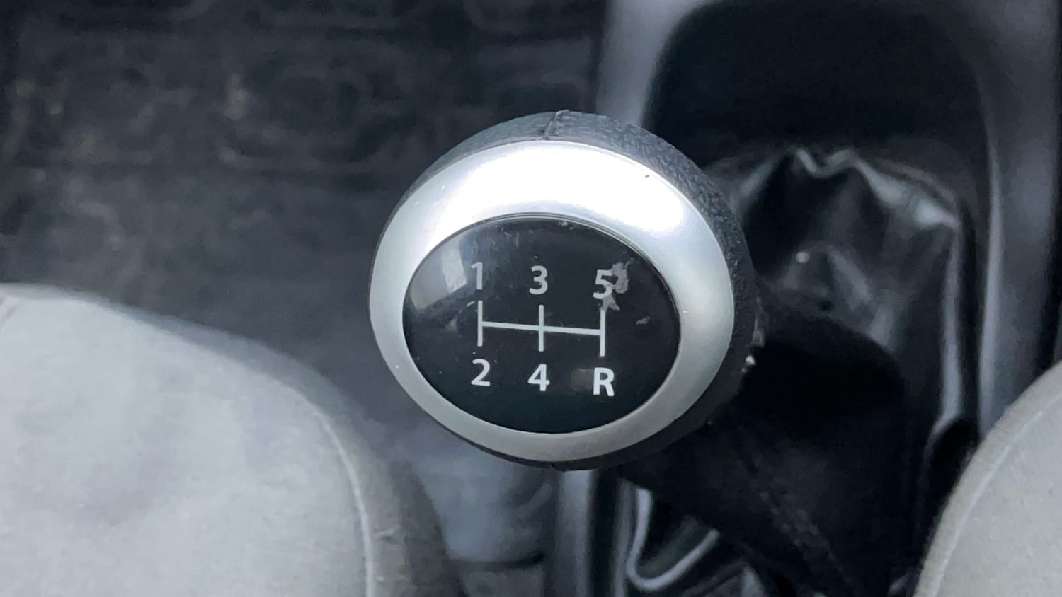 Used 2012 Maruti Suzuki Wagon R 1.0 VXi Petrol Manual interior GEAR  KNOB VIEW
