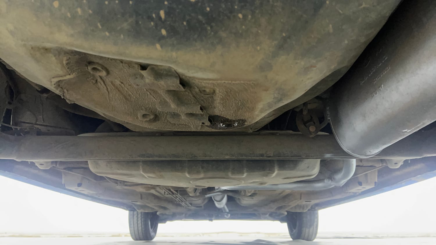 Used 2020 Tata Tiago XT Petrol Manual extra REAR UNDERBODY VIEW (TAKEN FROM REAR)