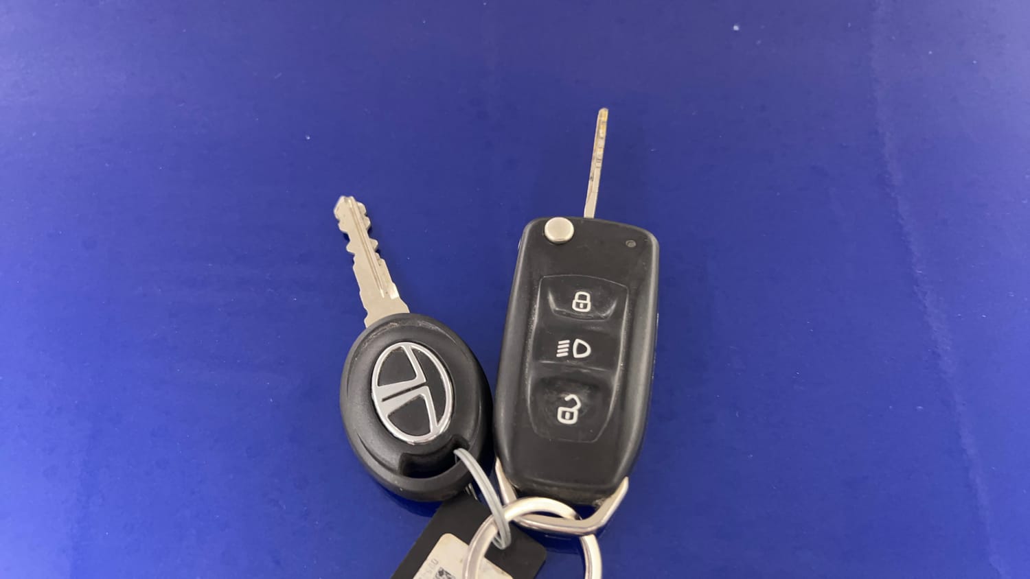 Used 2015 Tata Zest XT Petrol Petrol Manual extra CAR KEY VIEW