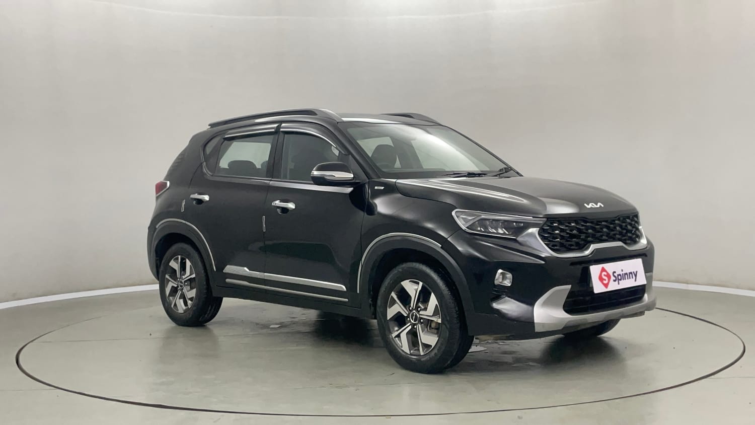 Used 2023 Kia Sonet HTX 1.0 iMT Petrol Manual exterior RIGHT FRONT CORNER VIEW