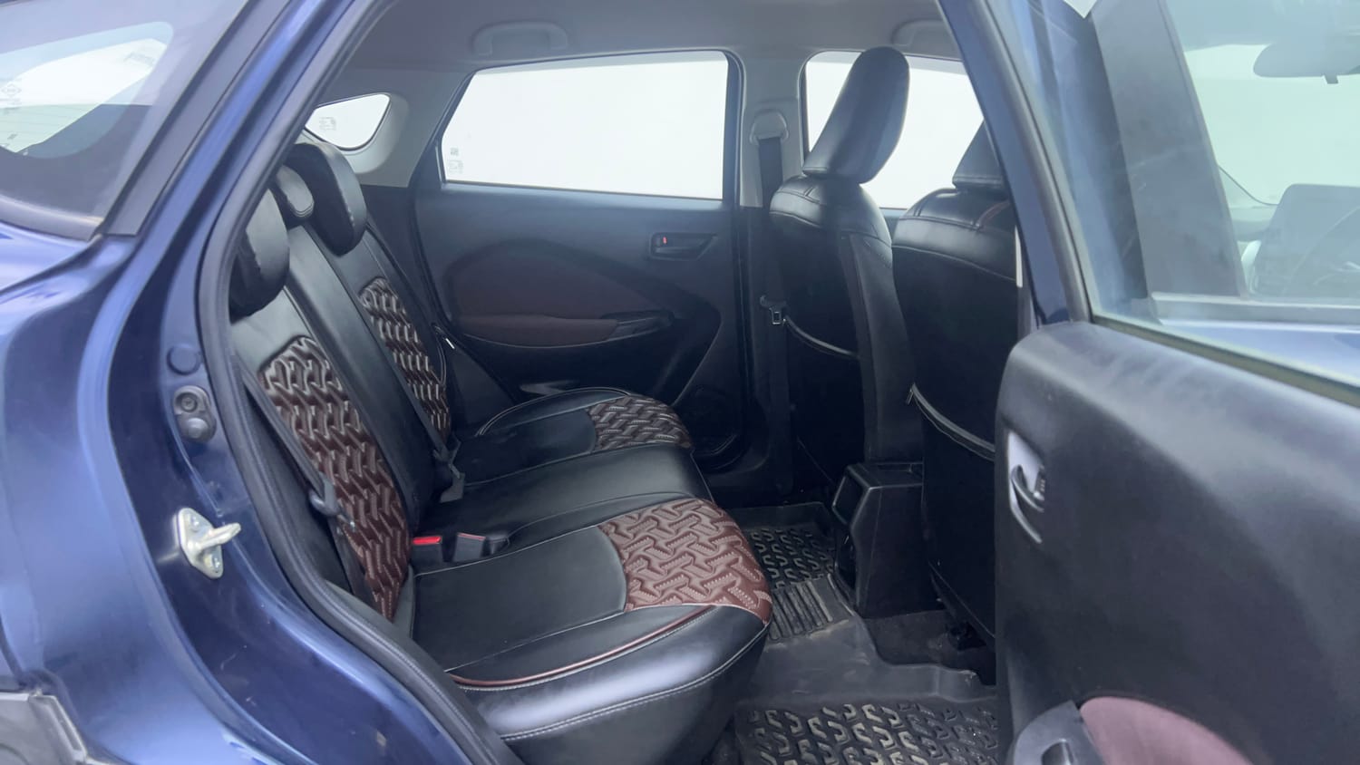 Used 2023 Maruti Suzuki Fronx Delta Plus 1.2L AGS Petrol Automatic interior RIGHT SIDE REAR DOOR CABIN VIEW