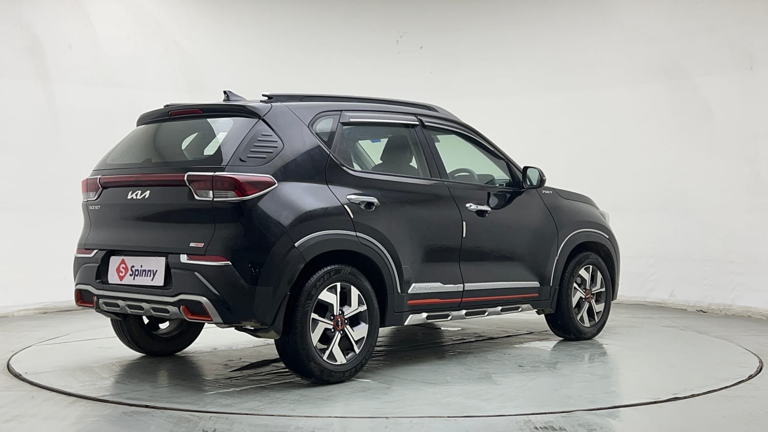 Used 2023 Kia Sonet Aurochs Edition 1.0 Petrol 7DCT Petrol Automatic exterior RIGHT REAR CORNER VIEW