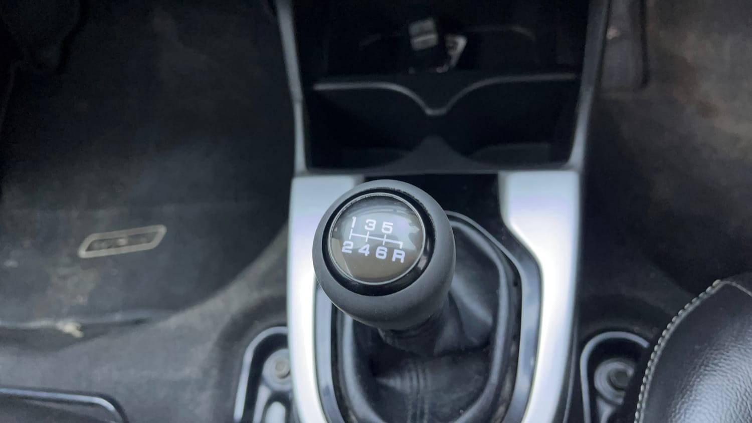 Used 2018 Honda WR-V VX MT Diesel Diesel Manual interior GEAR  KNOB VIEW
