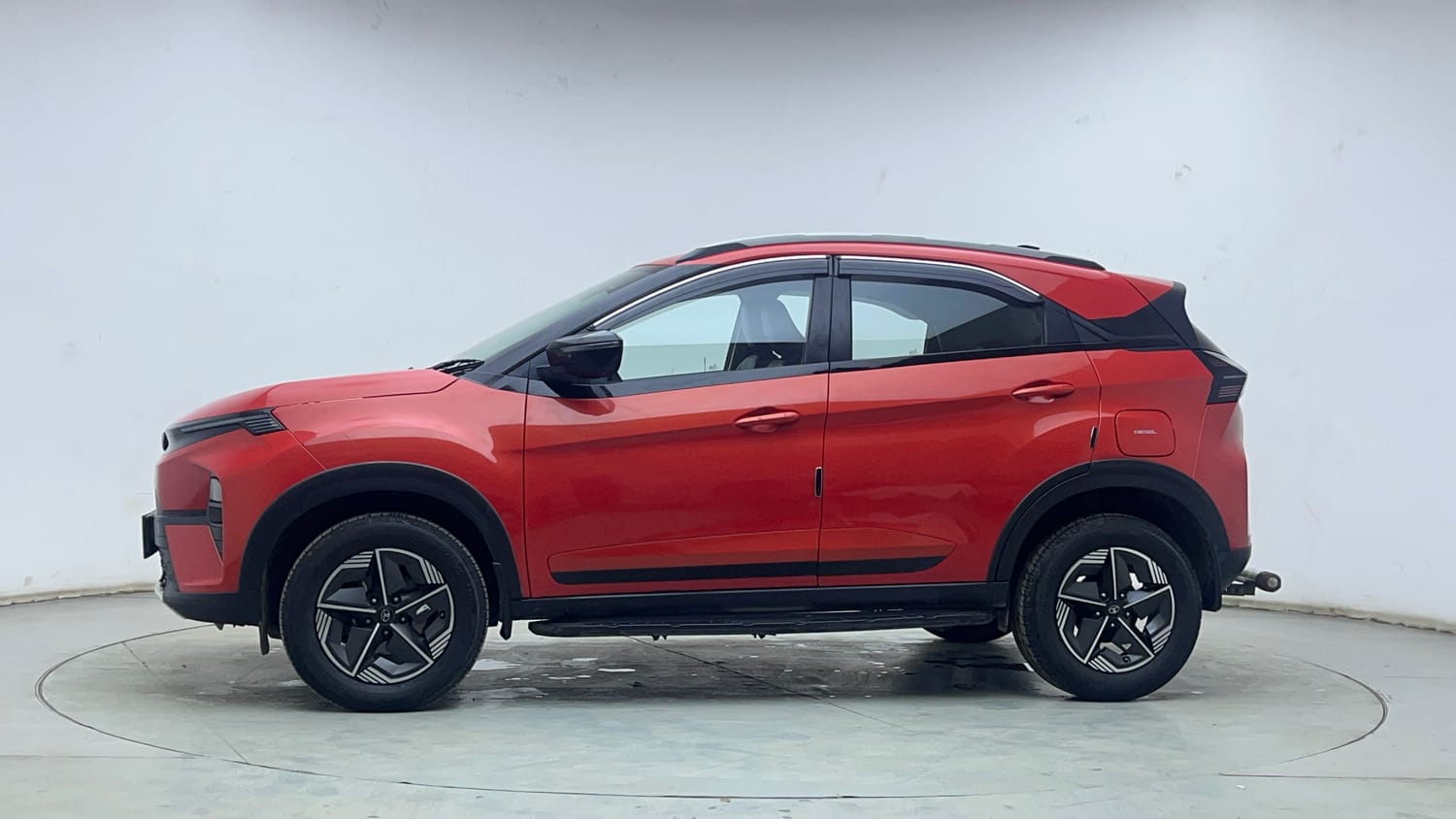 Used 2024 Tata Nexon Creative Plus S 1.5 Revotorq Diesel 6MT Diesel Manual exterior LEFT SIDE VIEW