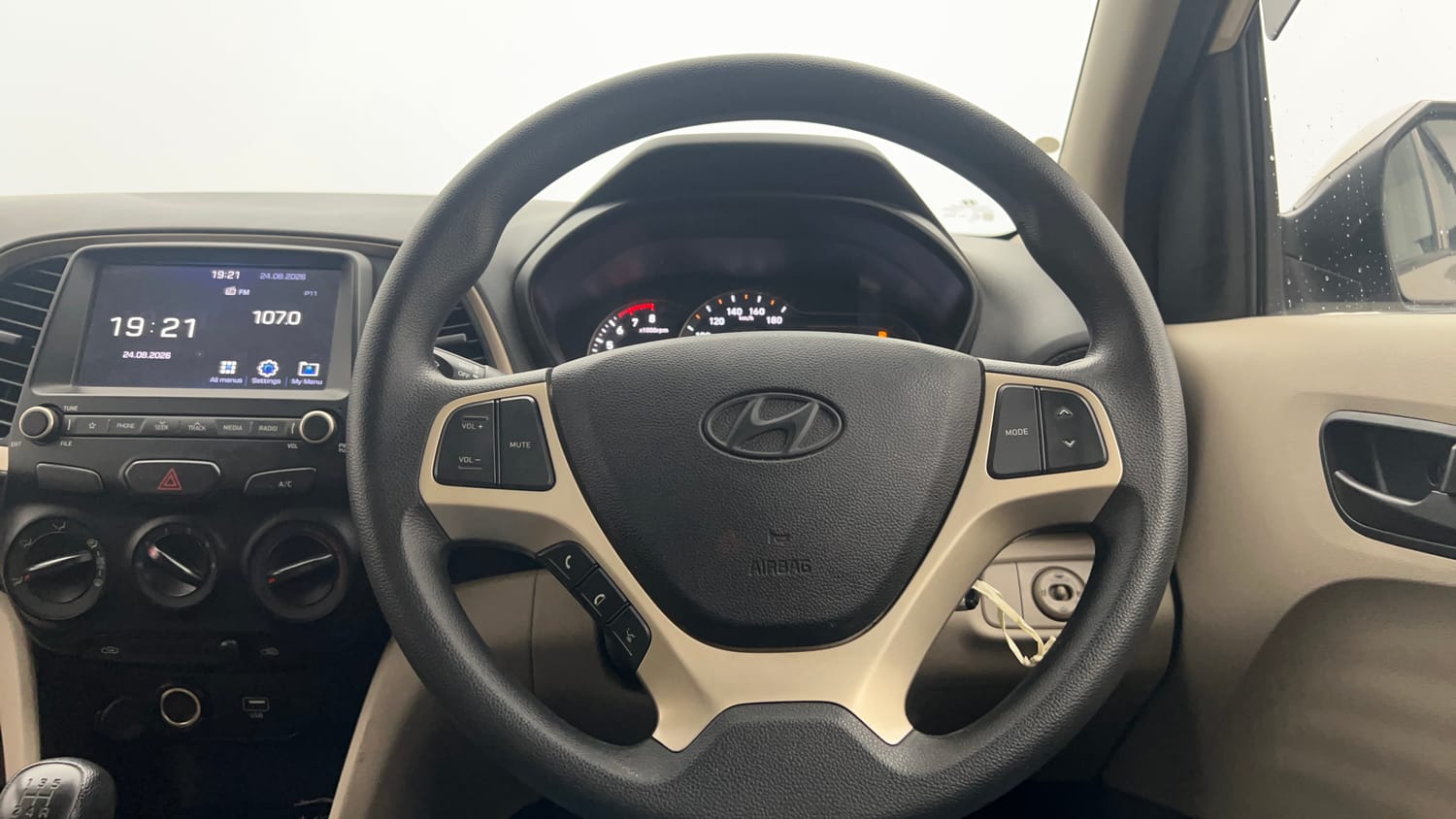 Used 2022 Hyundai Santro Sportz Petrol Manual interior STEERING VIEW