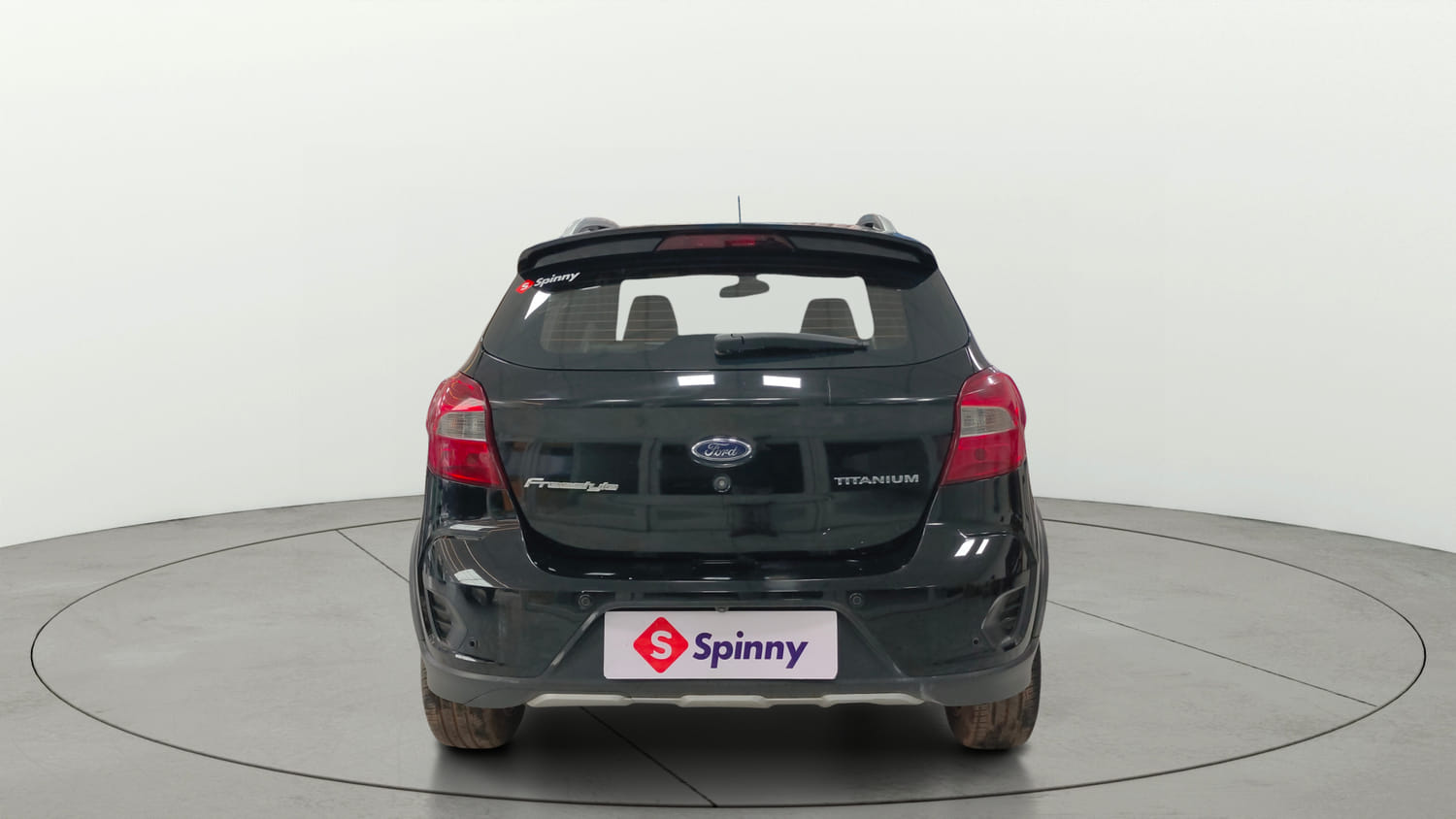 Used 2018 Ford Freestyle Titanium 1.2 Ti-VCT Petrol Manual exterior BACK VIEW