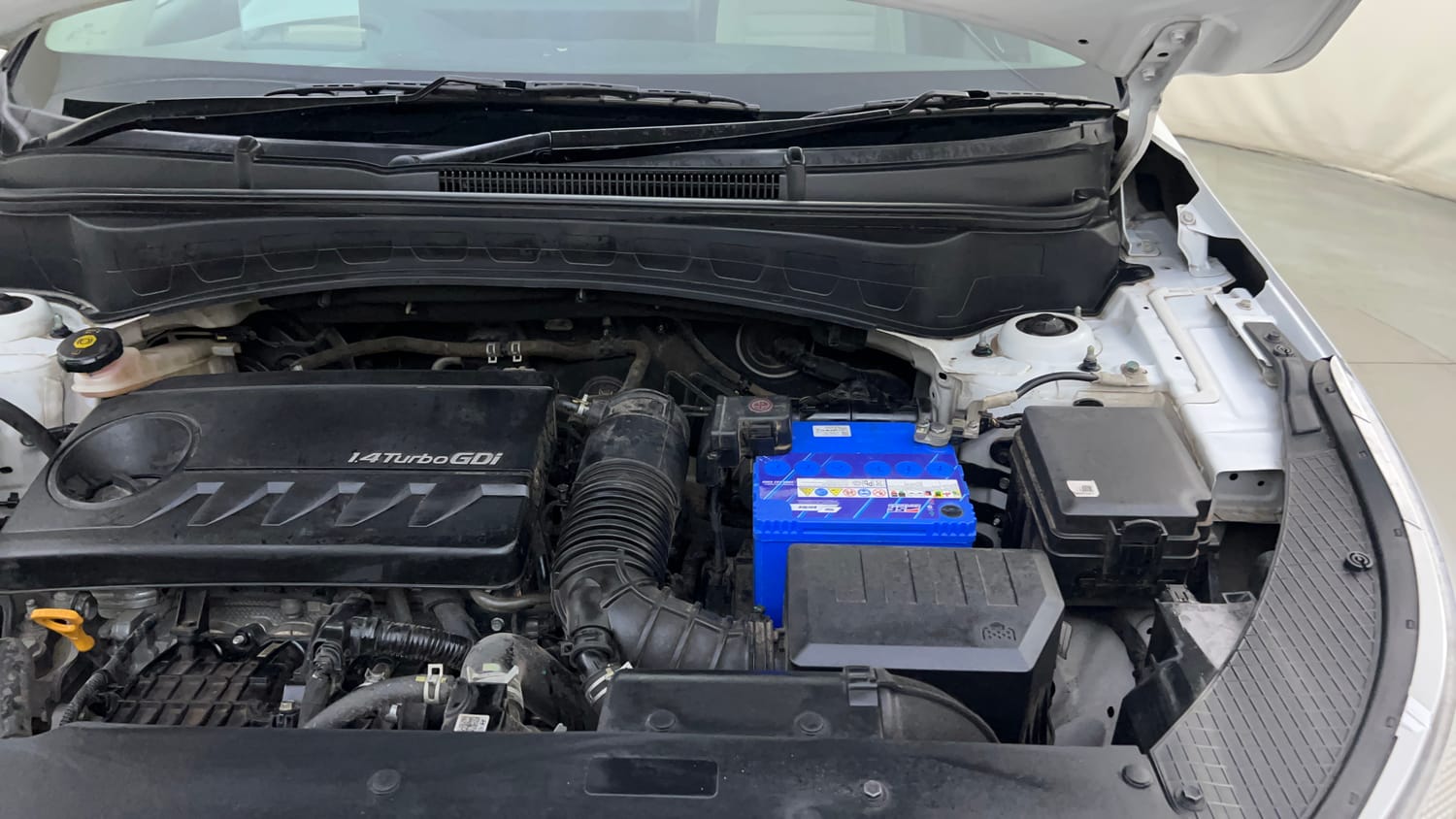 Used 2020 kia Seltos GTX Plus DCT 1.4 Petrol Automatic engine ENGINE LEFT SIDE HINGE & APRON VIEW