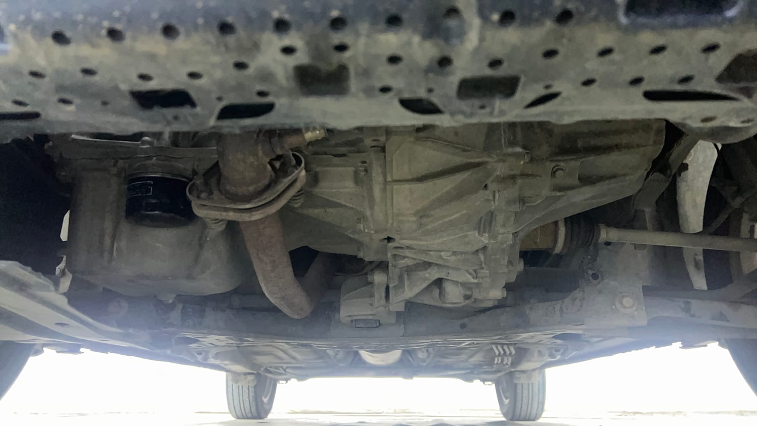 Used 2018 Maruti Suzuki Dzire ZXi AMT Petrol Automatic extra FRONT LEFT UNDERBODY VIEW