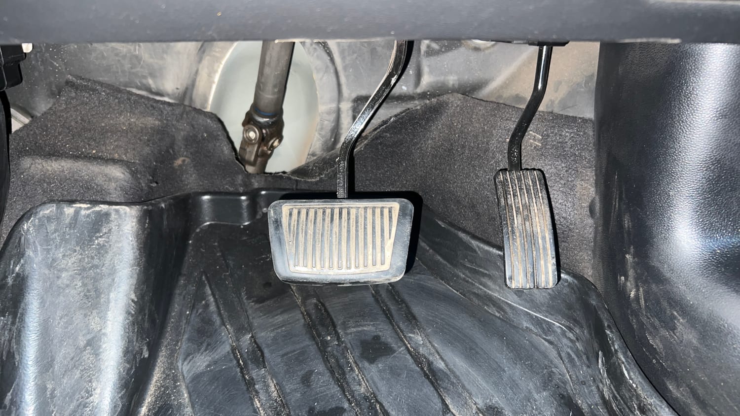 Used 2016 Hyundai Creta 1.6 SX Plus AT Petrol Petrol Automatic interior PEDALS VIEW
