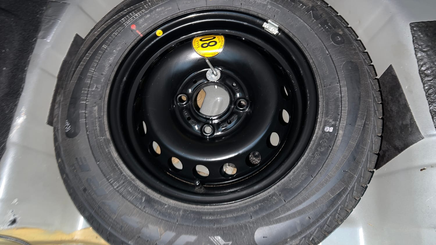 Used 2022 Tata Tiago XT Petrol Manual tyres SPARE TYRE VIEW