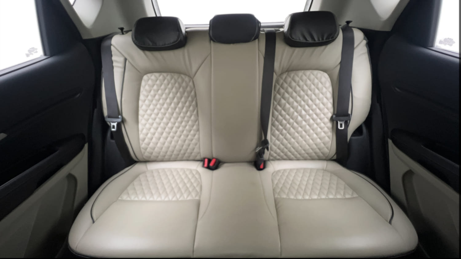 Used 2023 Kia Sonet Aurochs Edition 1.0 Petrol 7DCT Petrol Automatic interior REAR SEAT CONDITION VIEW
