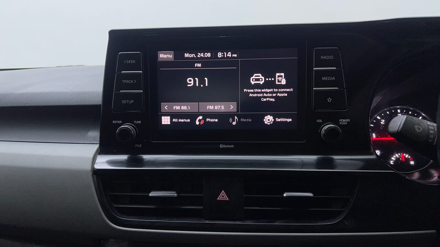 Used 2022 Kia Seltos HTK 1.5 Diesel Diesel Manual top_features Touch screen infotainment system