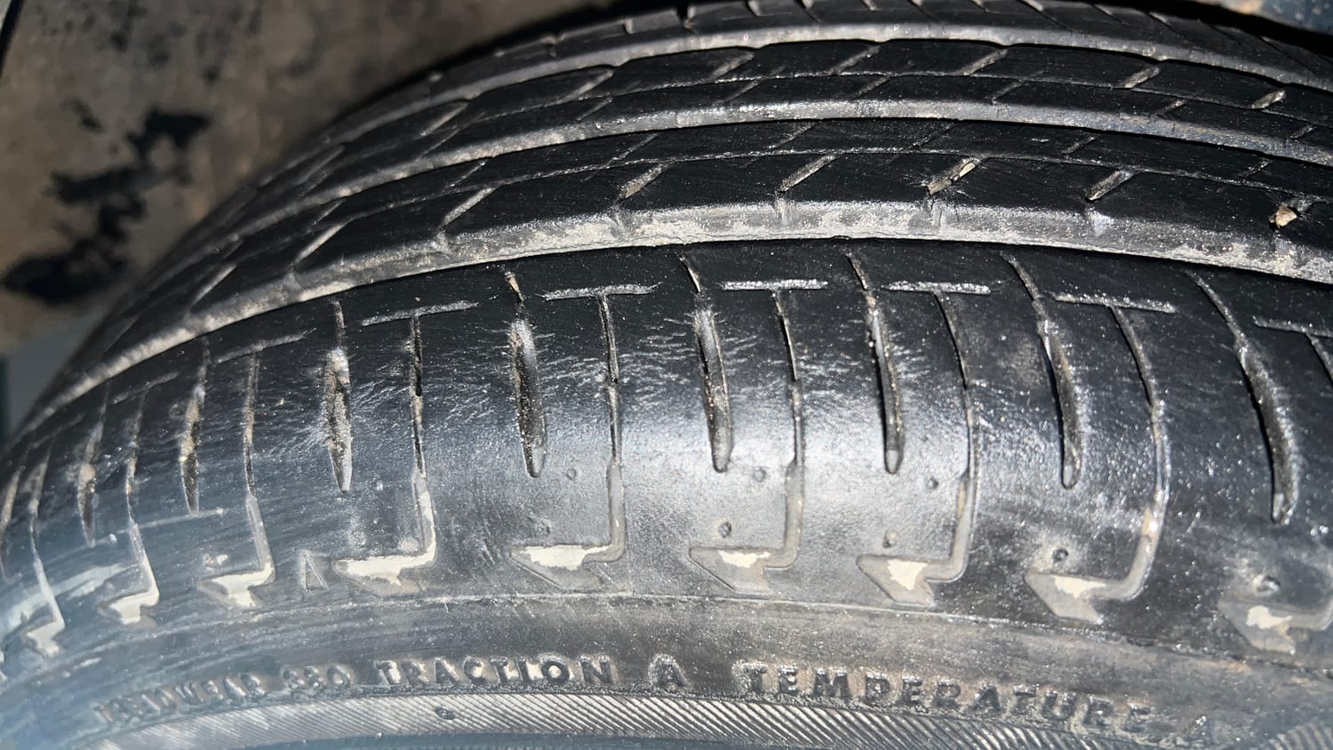Used 2022 Maruti Suzuki Ignis Sigma 1.2 MT Petrol Manual tyres RIGHT FRONT TYRE TREAD VIEW