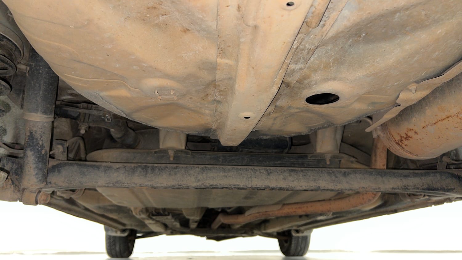 Used 2012 Hyundai i20 Era 1.2 Petrol Manual extra REAR UNDERBODY VIEW (TAKEN FROM REAR)