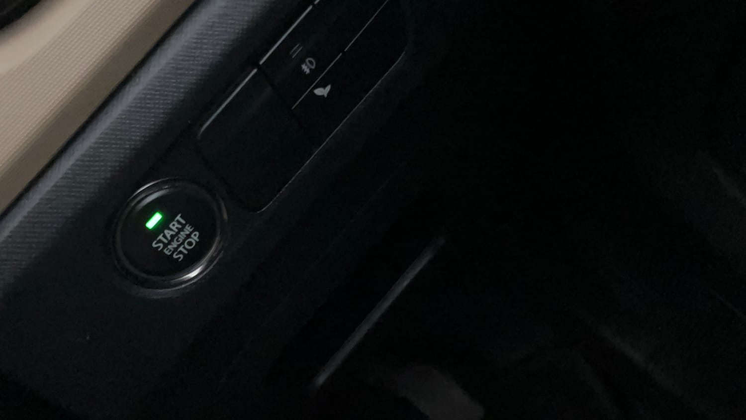 Used 2022 Tata Punch Kaziranga Creative AMT Petrol Automatic top_features Keyless start