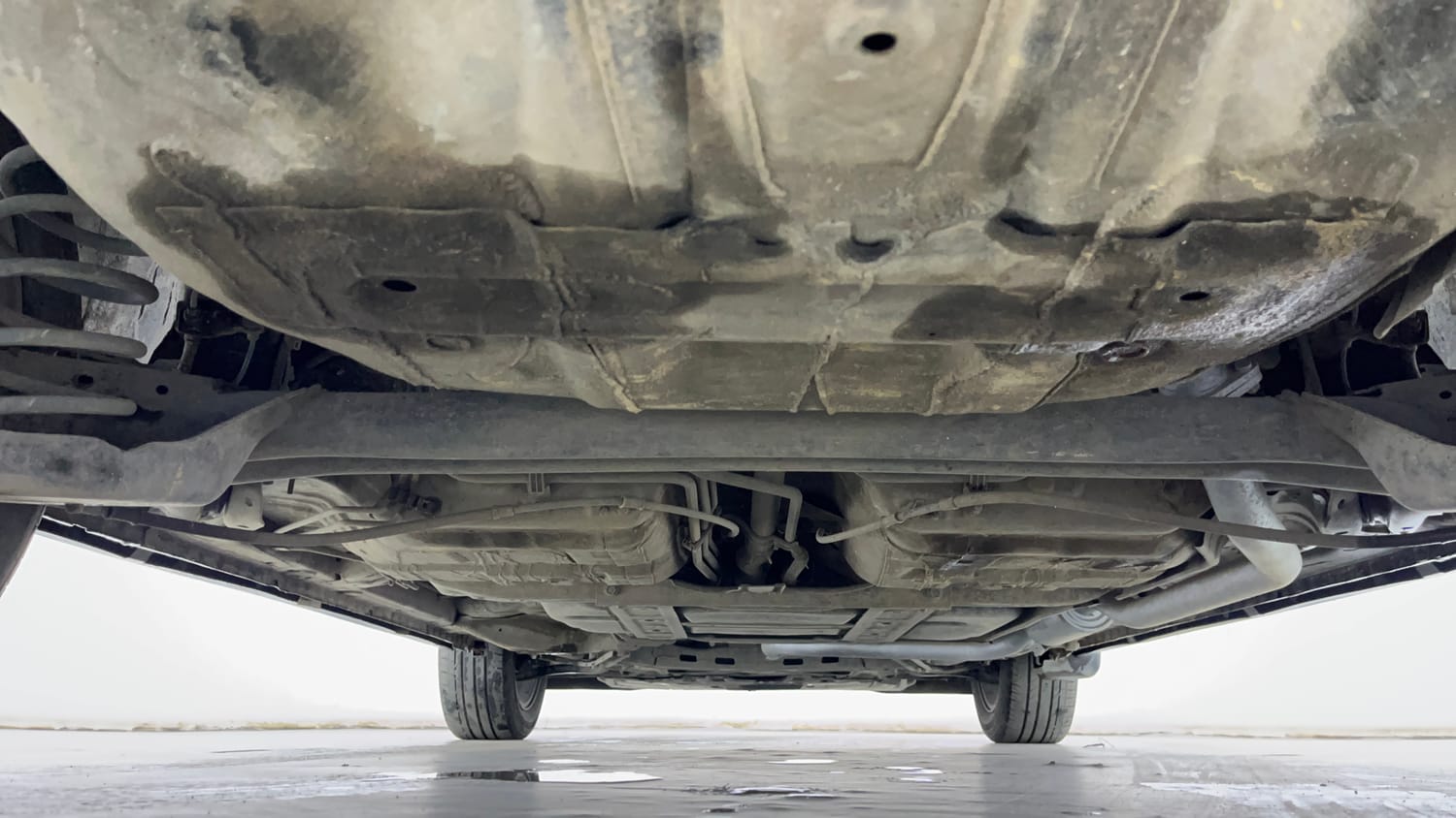 Used 2018 Honda WR-V VX MT Diesel Diesel Manual extra REAR UNDERBODY VIEW (TAKEN FROM REAR)