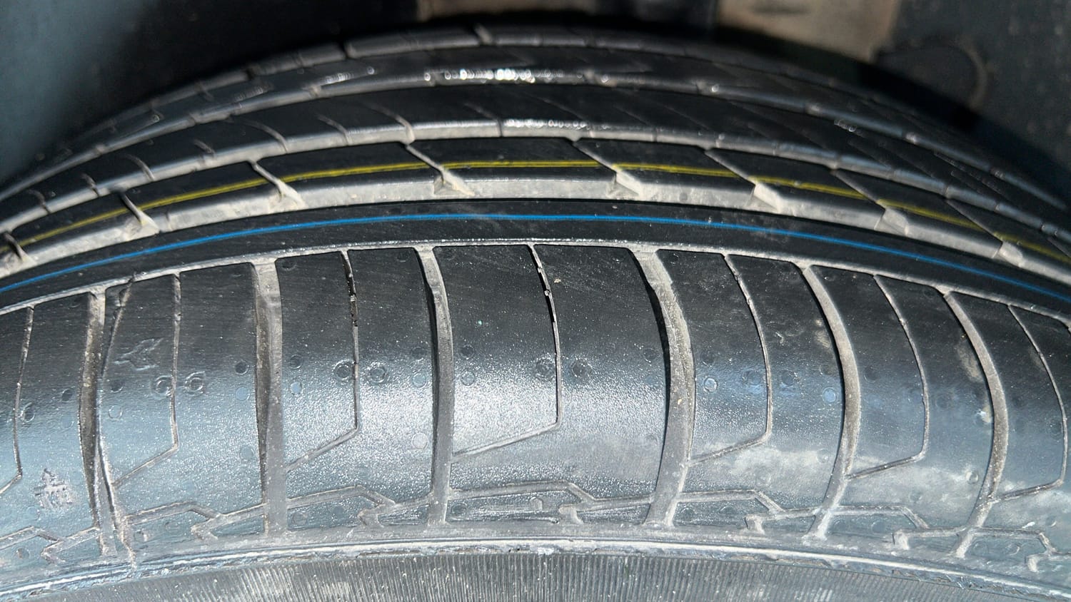 Used 2020 Kia Seltos GTK 1.4 Petrol Manual tyres LEFT REAR TYRE TREAD VIEW