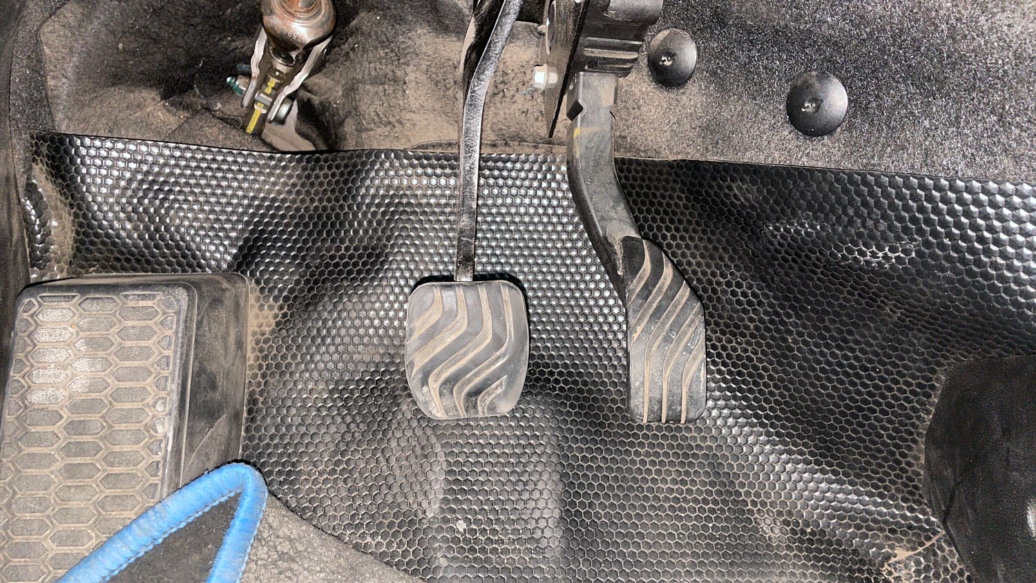 Used 2021 Renault Kiger RXZ Turbo CVT Petrol Automatic interior PEDALS VIEW