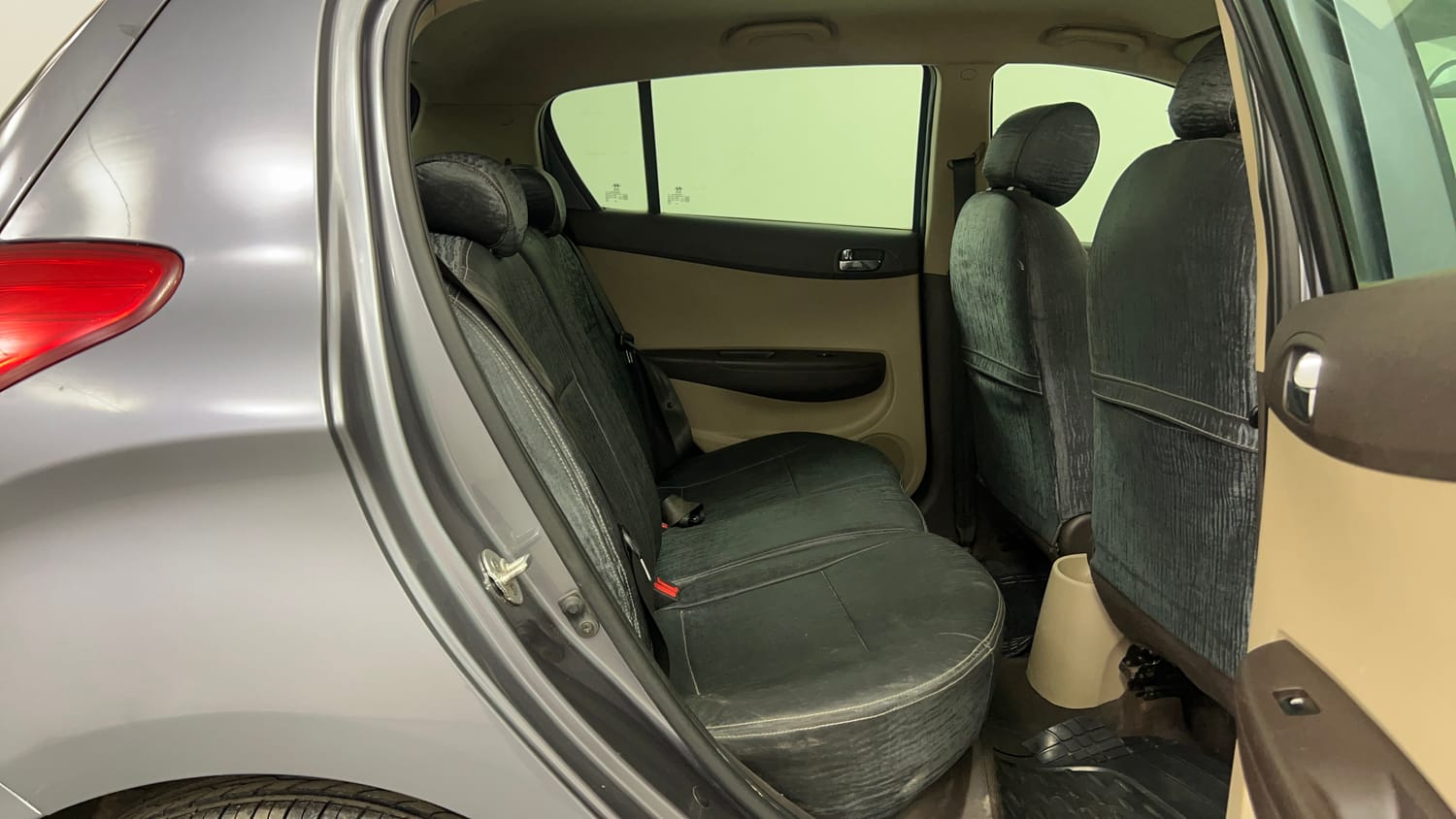 Used 2012 Hyundai i20 Asta 1.2 Petrol Manual interior RIGHT SIDE REAR DOOR CABIN VIEW