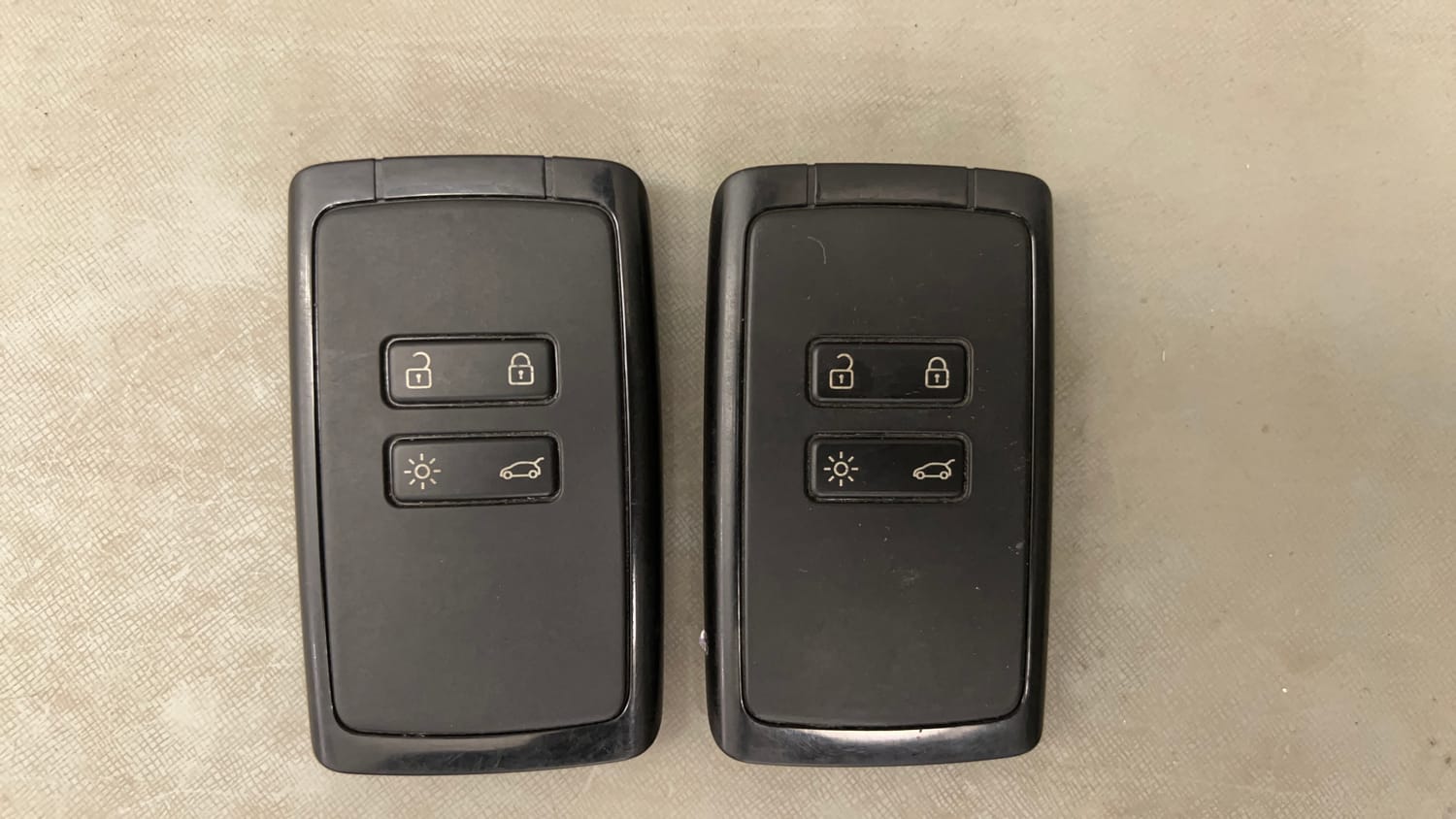 Used 2024 Renault Triber RXZ Petrol Manual extra CAR KEY VIEW