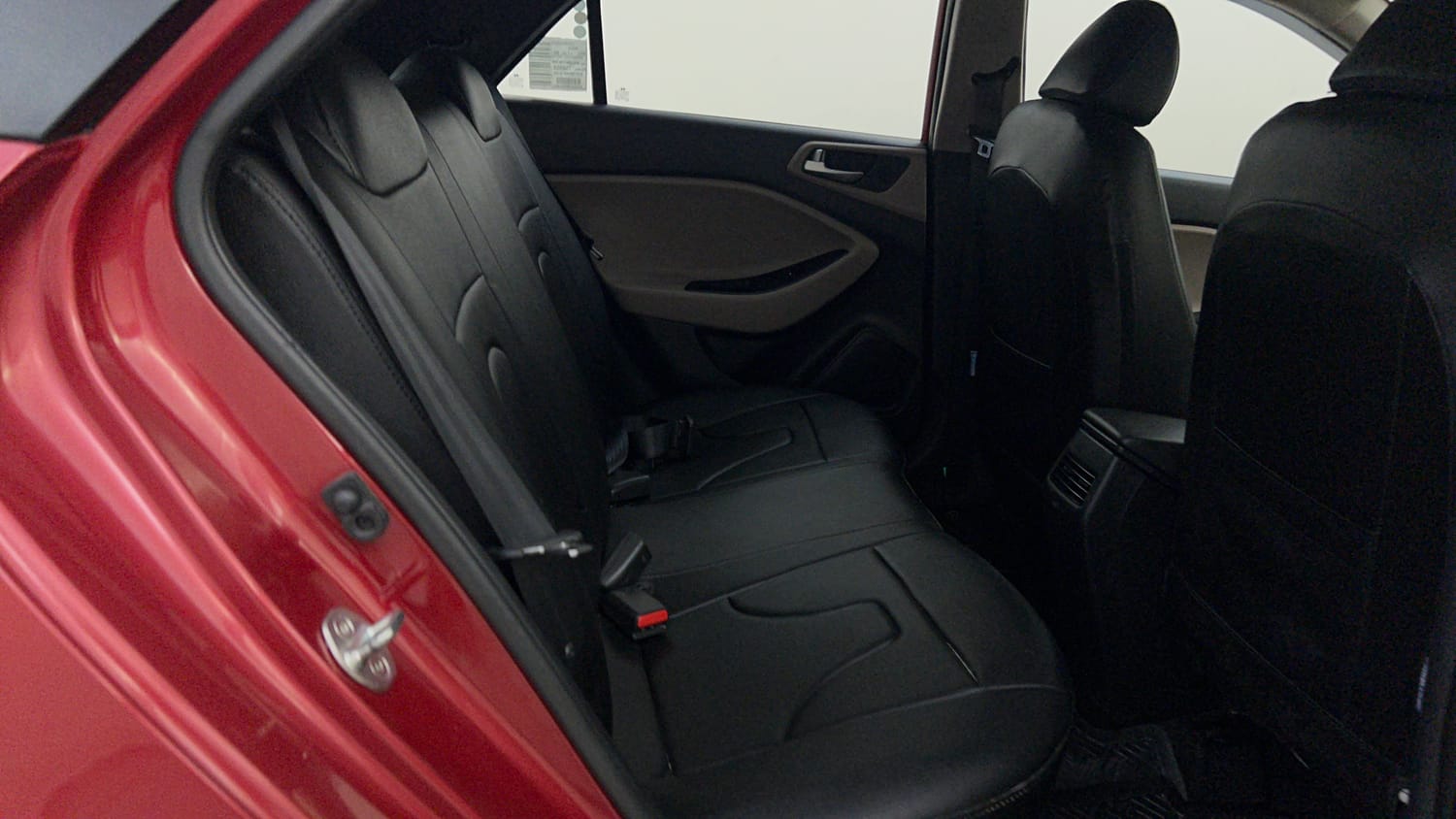 Used 2019 Hyundai Elite i20 Sportz Plus 1.2 Petrol Manual interior RIGHT SIDE REAR DOOR CABIN VIEW